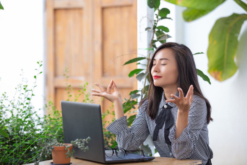 Tech-enabled wearable aims to tackle COVID-related mental health issues