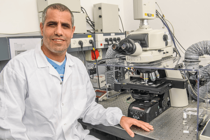 Low-Res_1 Prof. Tal Dvir Credit Israel Hadari.jpg World-first step towards paralysis treatment
