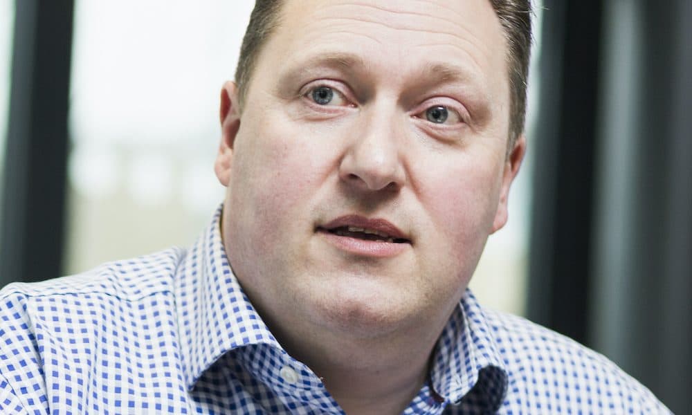 Comment: the role of pioneering AI in the post-COVID cancer challenge