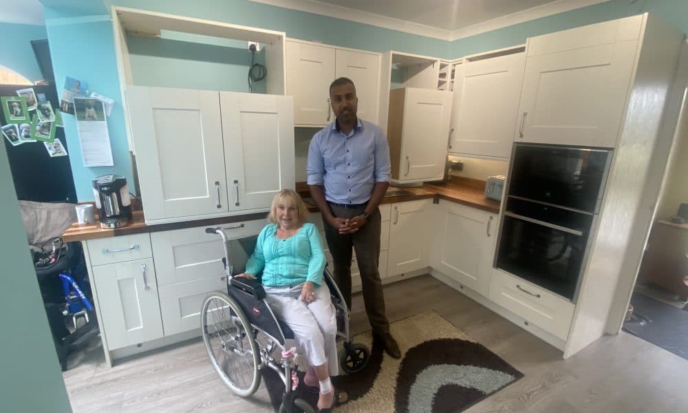 Tracey regains her independence in the kitchen with Ropox