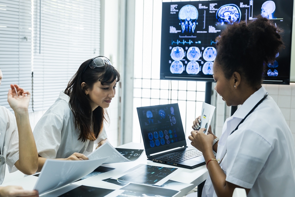 Millions to benefits as NHS trials AI screening system
