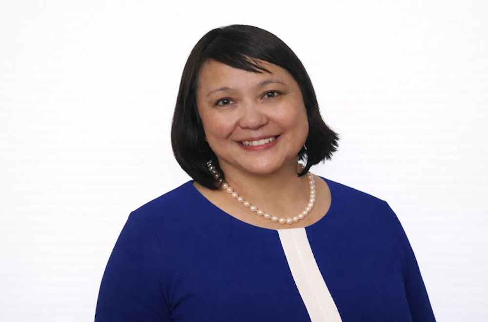 Ming Tang announces departure from NHS England